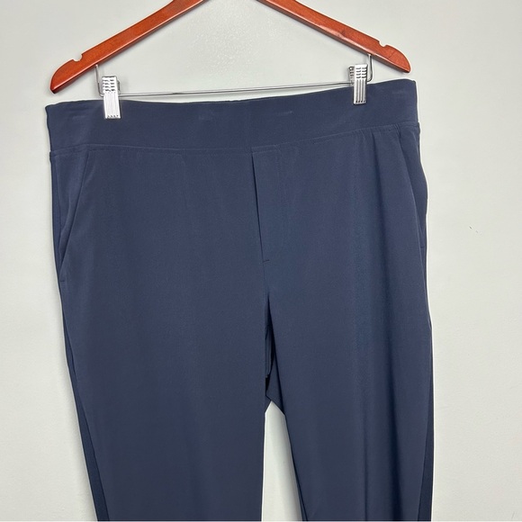 ATHLETA Brooklyn mid rise ankle pants size 16 pull on quick dry zip pockets - Picture 5 of 15